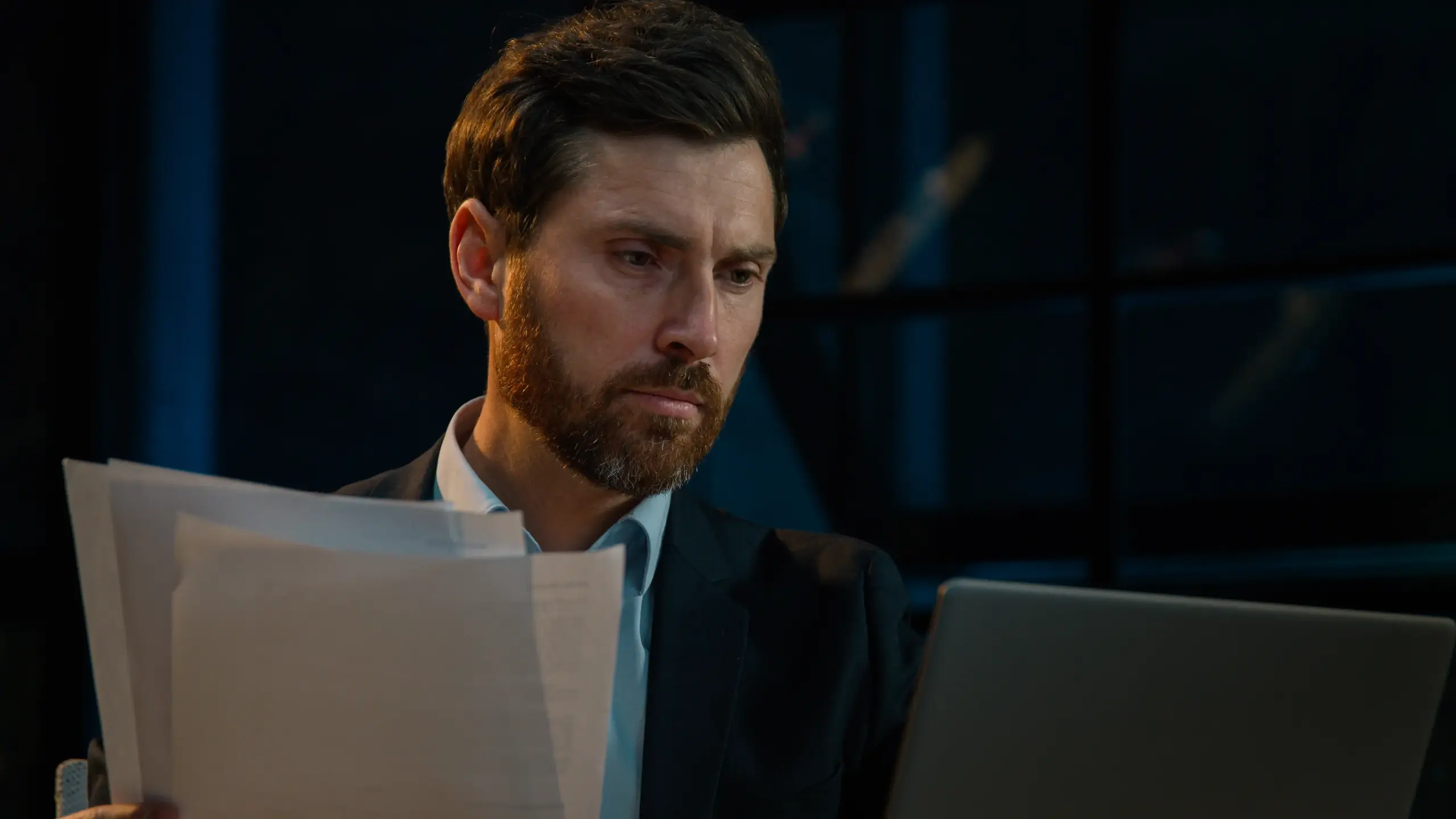 Who is Required to Use e-Invoicing?